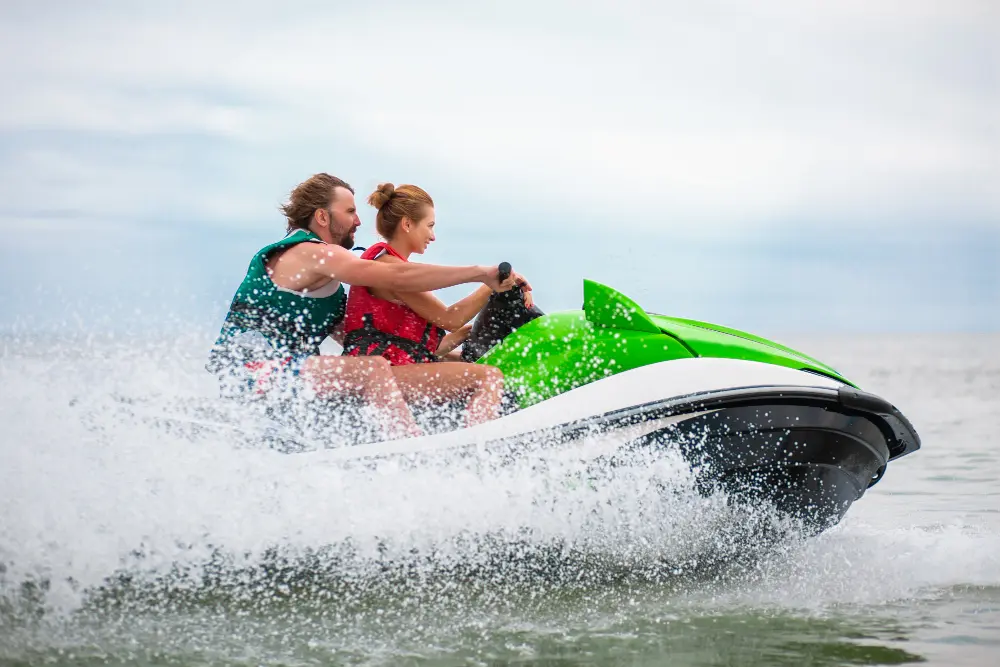 Jet Ski vs Flyboarding in Dubai